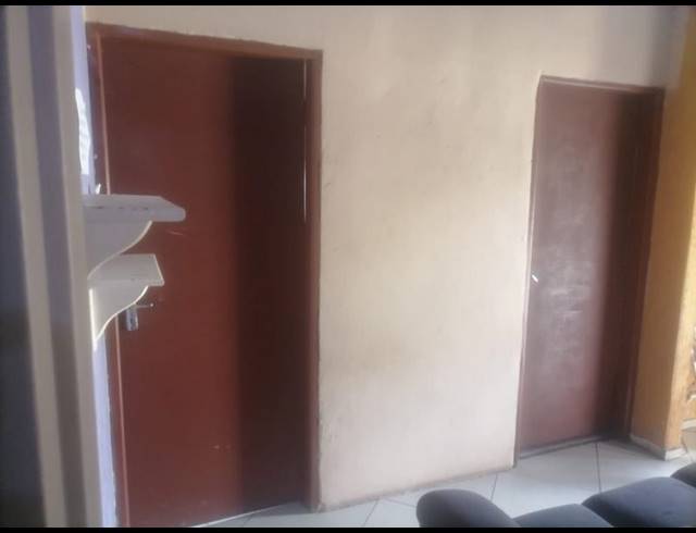 7 BEDROOM HOUSE FOR SALE IN SASOLBURG EXT 1